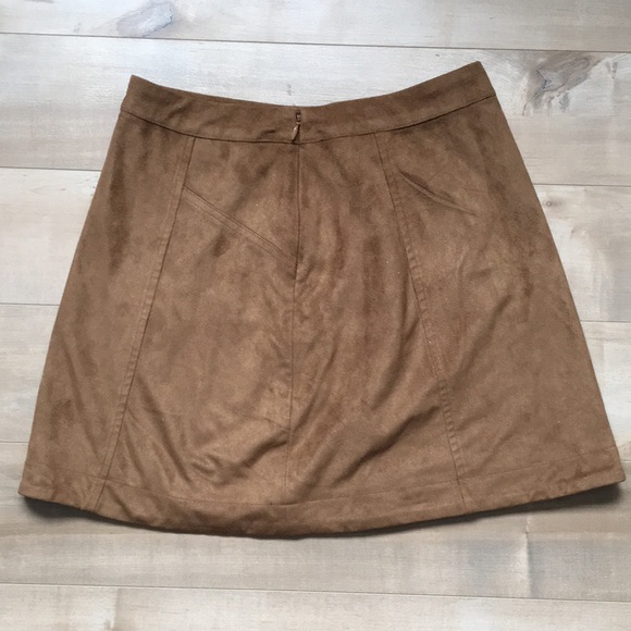 Abercrombie & Fitch Skirt - Picture 2 of 4